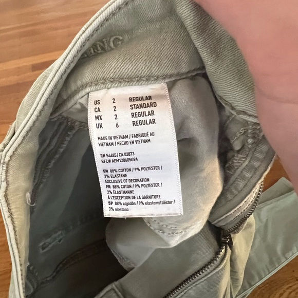 American Eagle Grey High Rise Jegging Jean - Picture 3 of 5